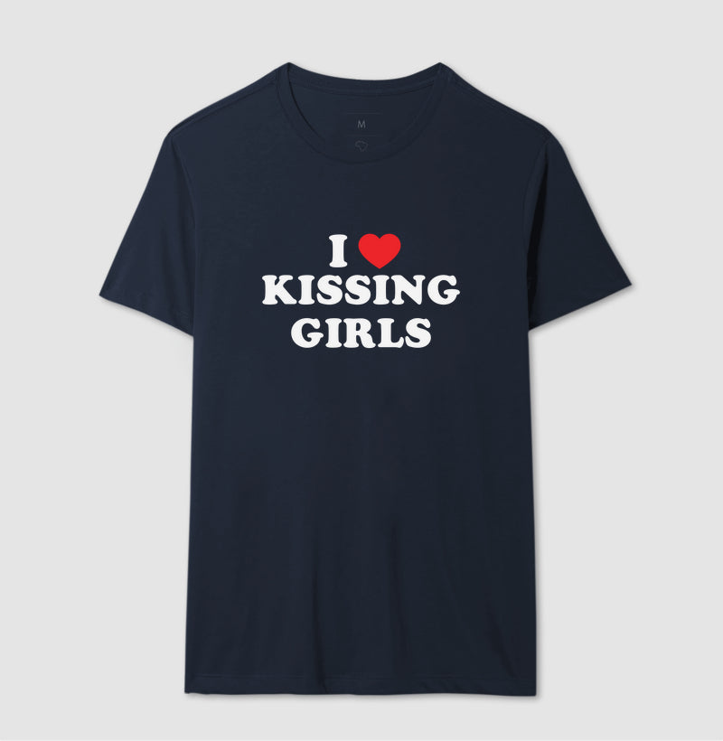 I love kissing girls